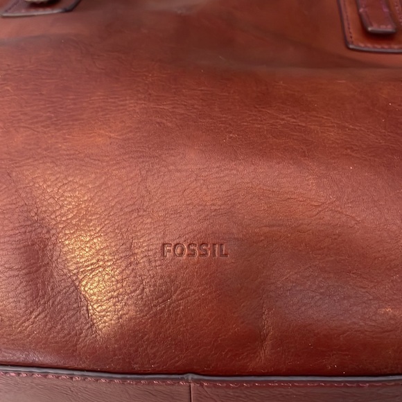 FOSSIL EMMAT TOTE - BEAUTIFUL SOFT LEATHER IN COGNAC - Picture 10 of 11